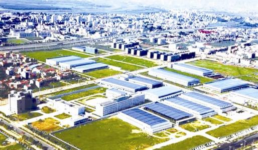 2016年，襄陽(yáng)高新區(qū)營(yíng)收突破3000億大關(guān)