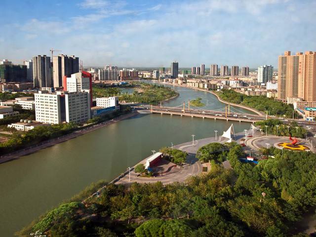 庫(kù)爾勒經(jīng)開(kāi)區(qū)紡織服裝產(chǎn)業(yè)逆勢(shì)崛起領(lǐng)跑全疆